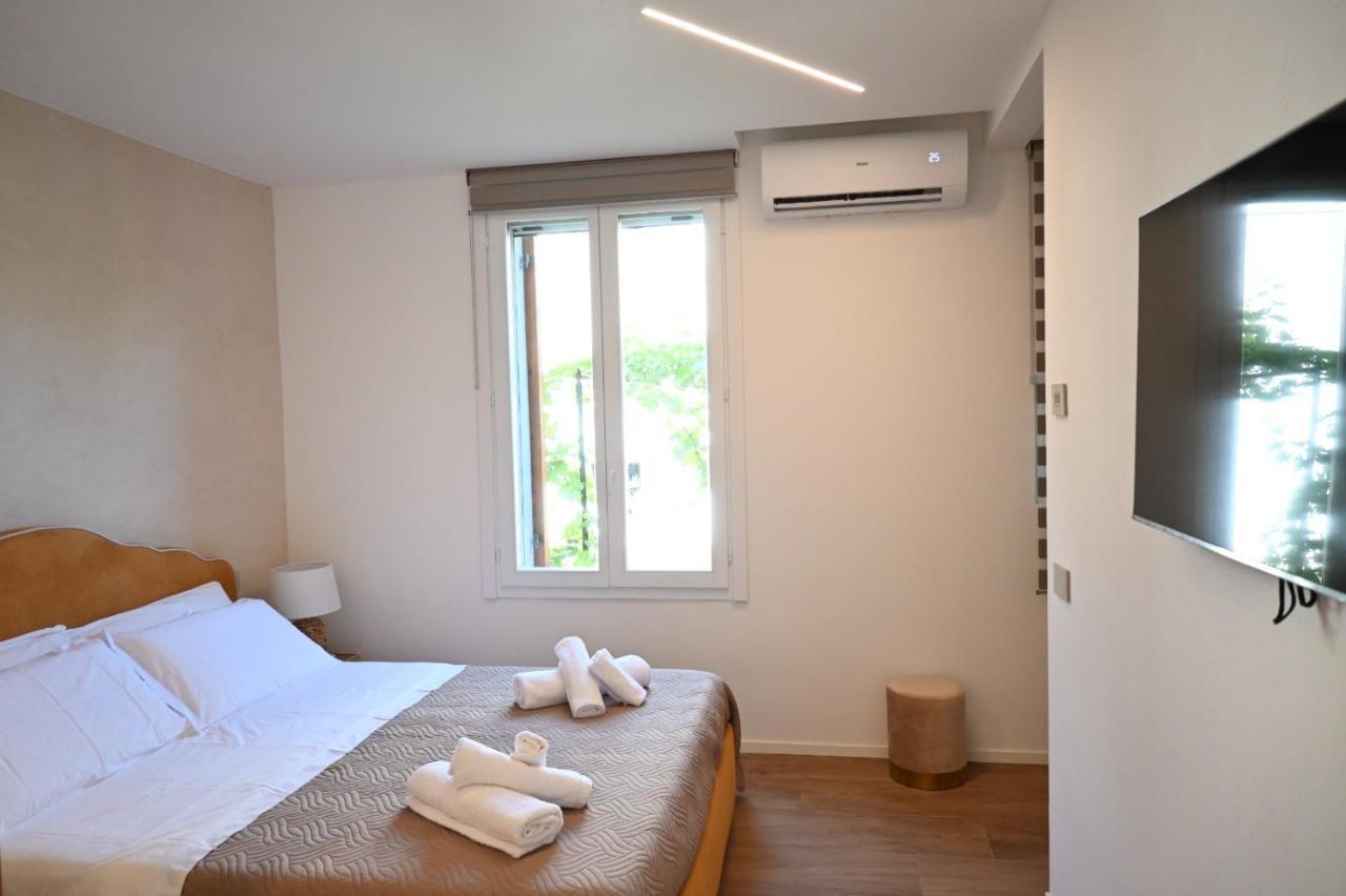 Garofoli Apartments San Giovanni Lupatoto Luaran gambar